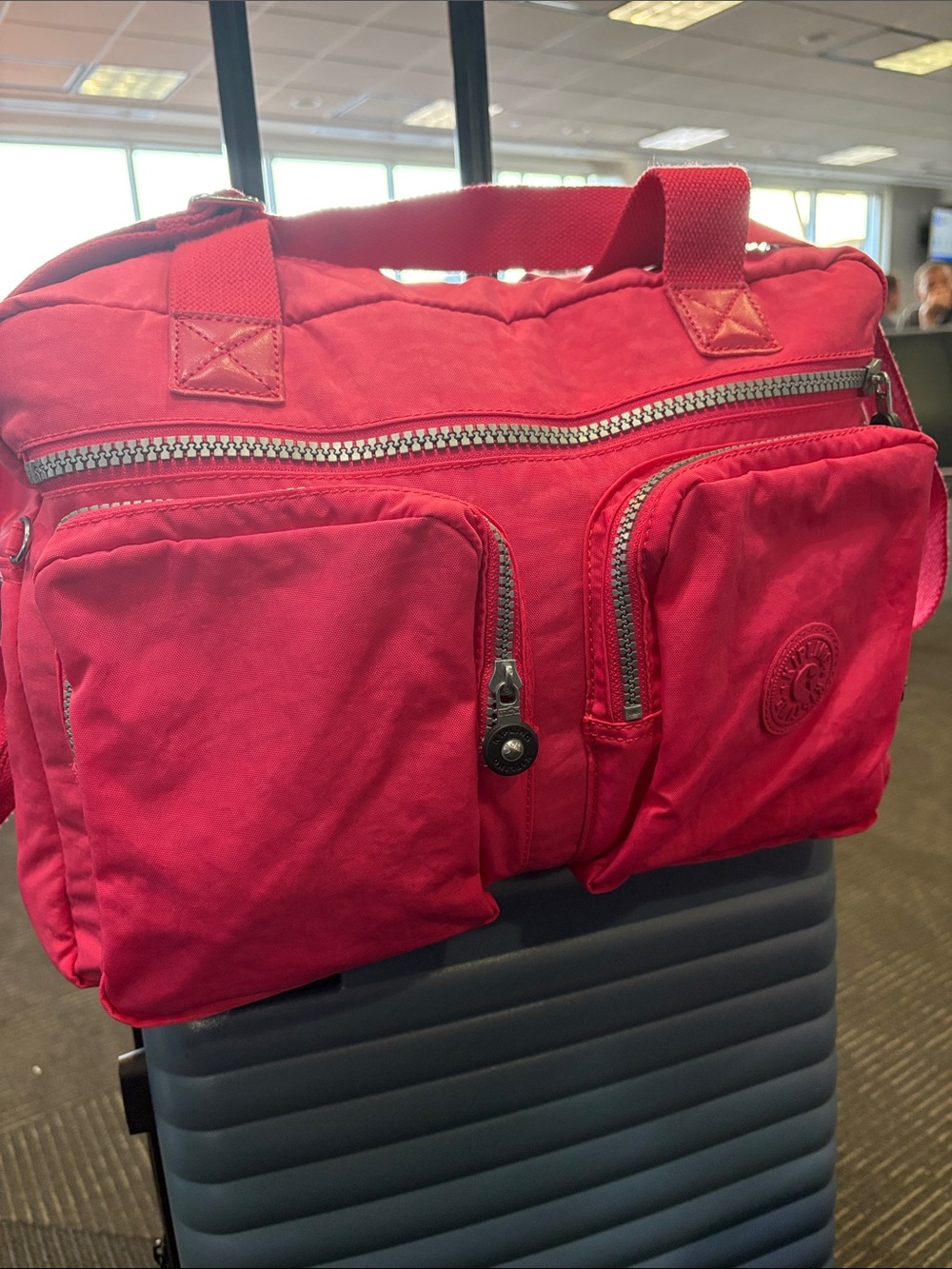 Kipling EXTRA LARGE WEEKENDER DUFFLE BAG
- Casual Carryall in Pink - Picture 1 of 3